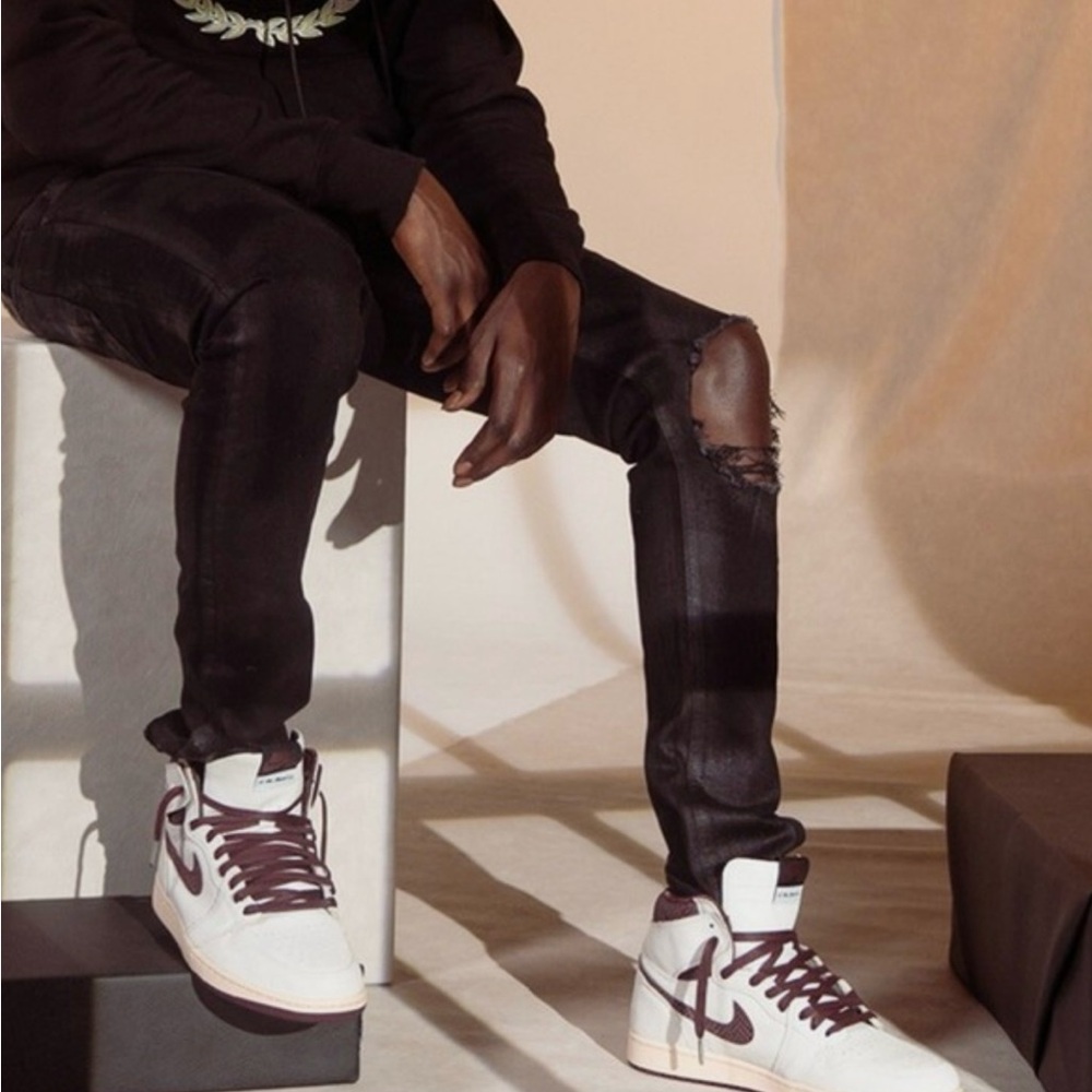 Nike Air Jordan Retro High- A Ma Maniere edition